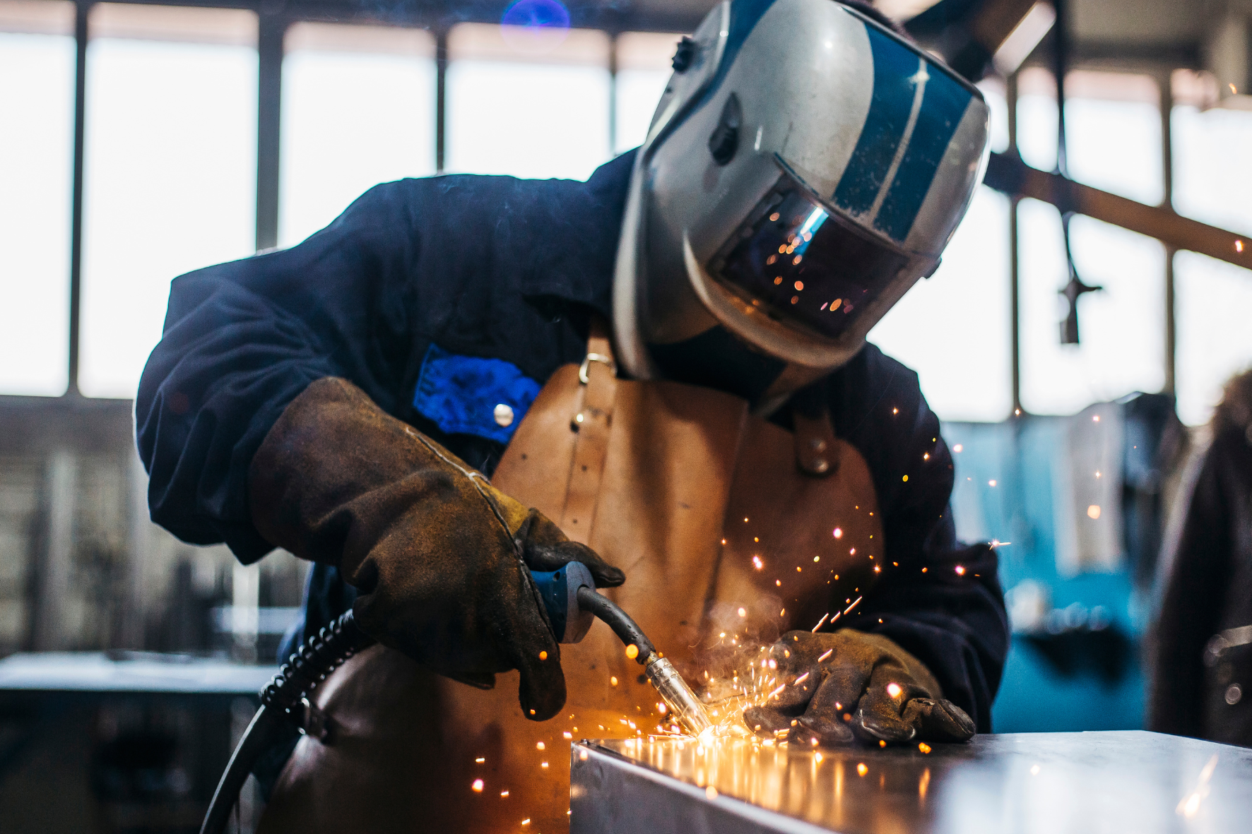 SOLDADOR TIG/MIG/AWS-ASTM